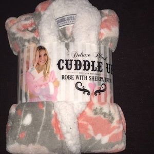 Blue star robe brand new